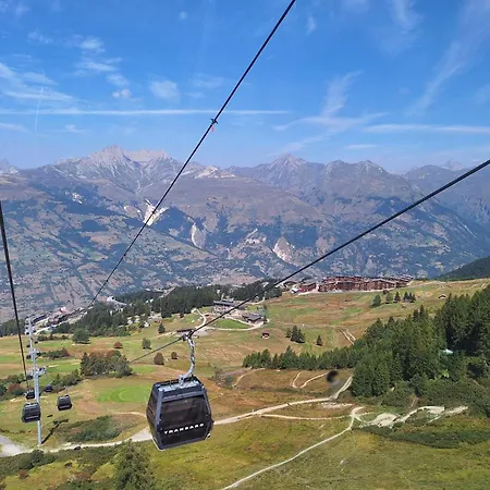 Ski-inski-out With Mont Blanc View Apartamento
